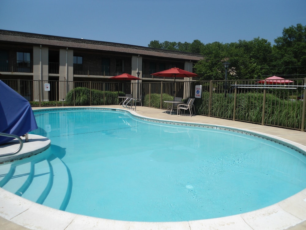 Baymont by Wyndham Easton 6/46