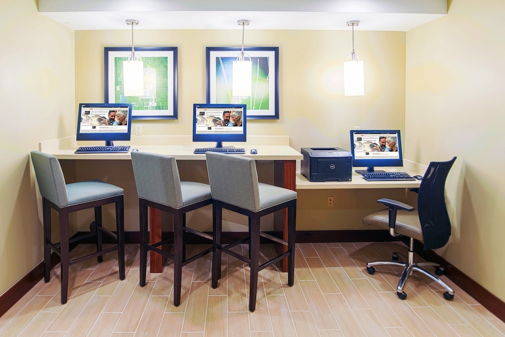 Staybridge Suites DENVER-STAPLETON 68/81