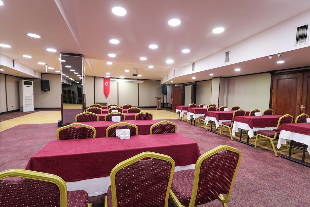El Ruha Hotel 42/50