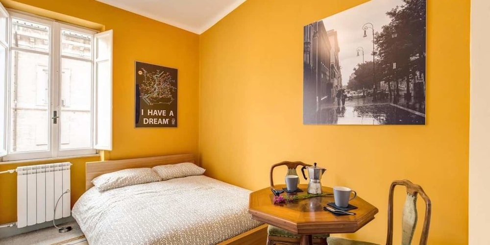 Monti - Coliseum 3 bedroom apartment 8/32