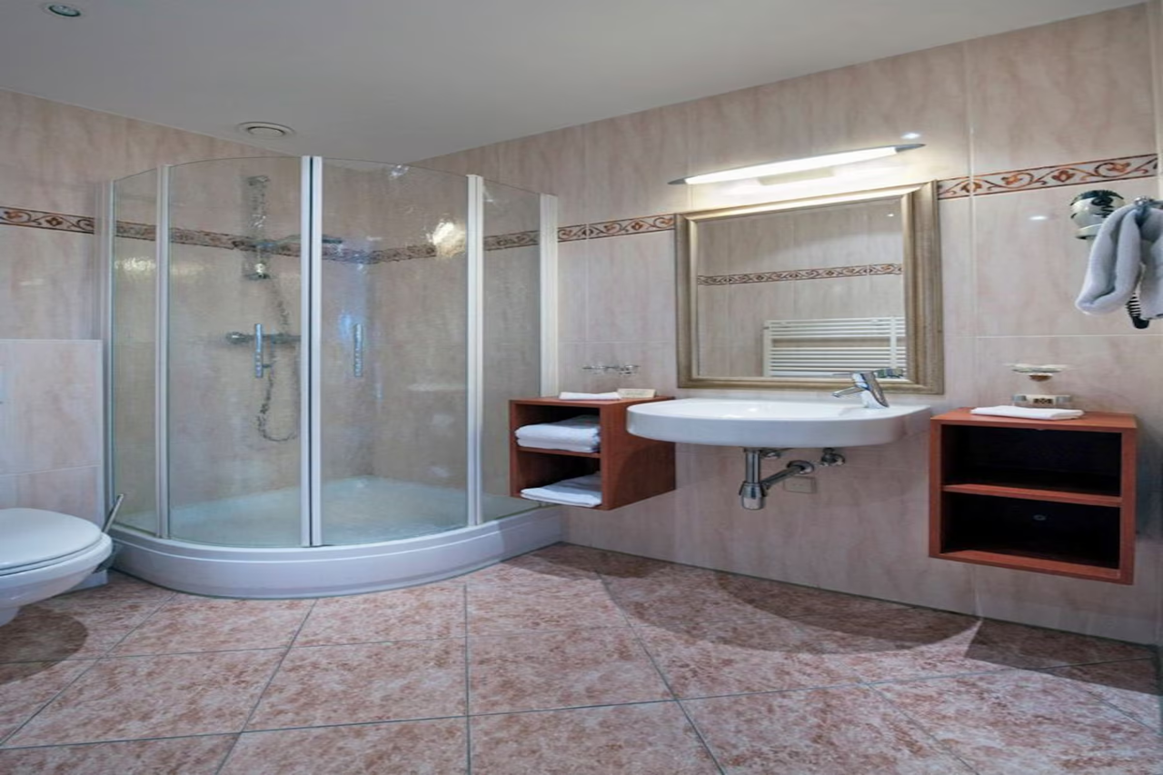 Grand Hotel Monopole 15/15