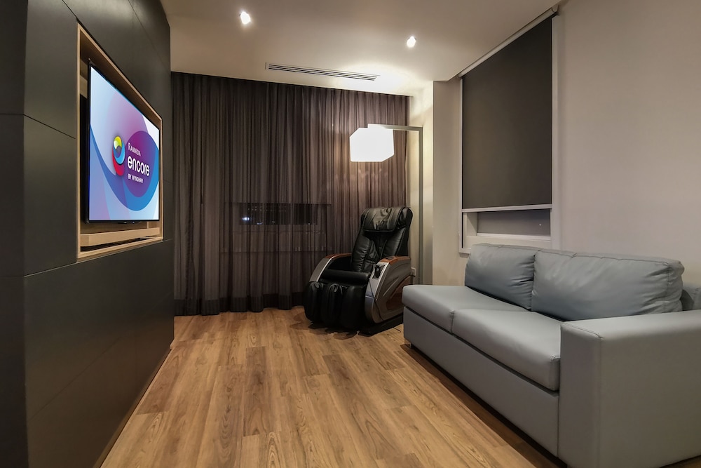 Ramada Encore by Wyndham Guadalajara Aeropuerto 32/48