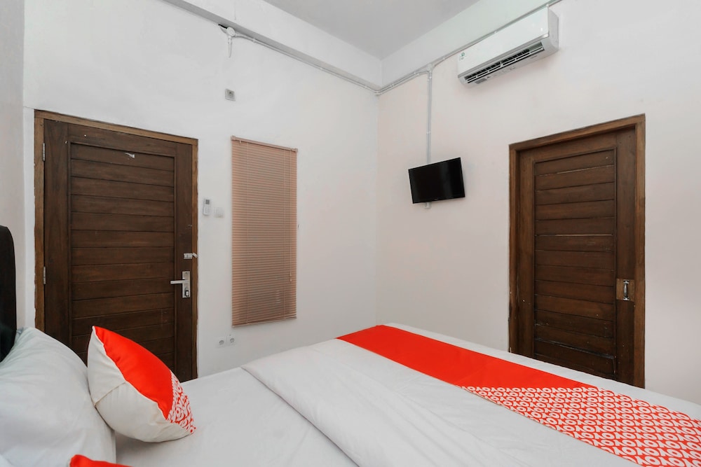OYO 3006 Falisha Homestay Syariah 6/21