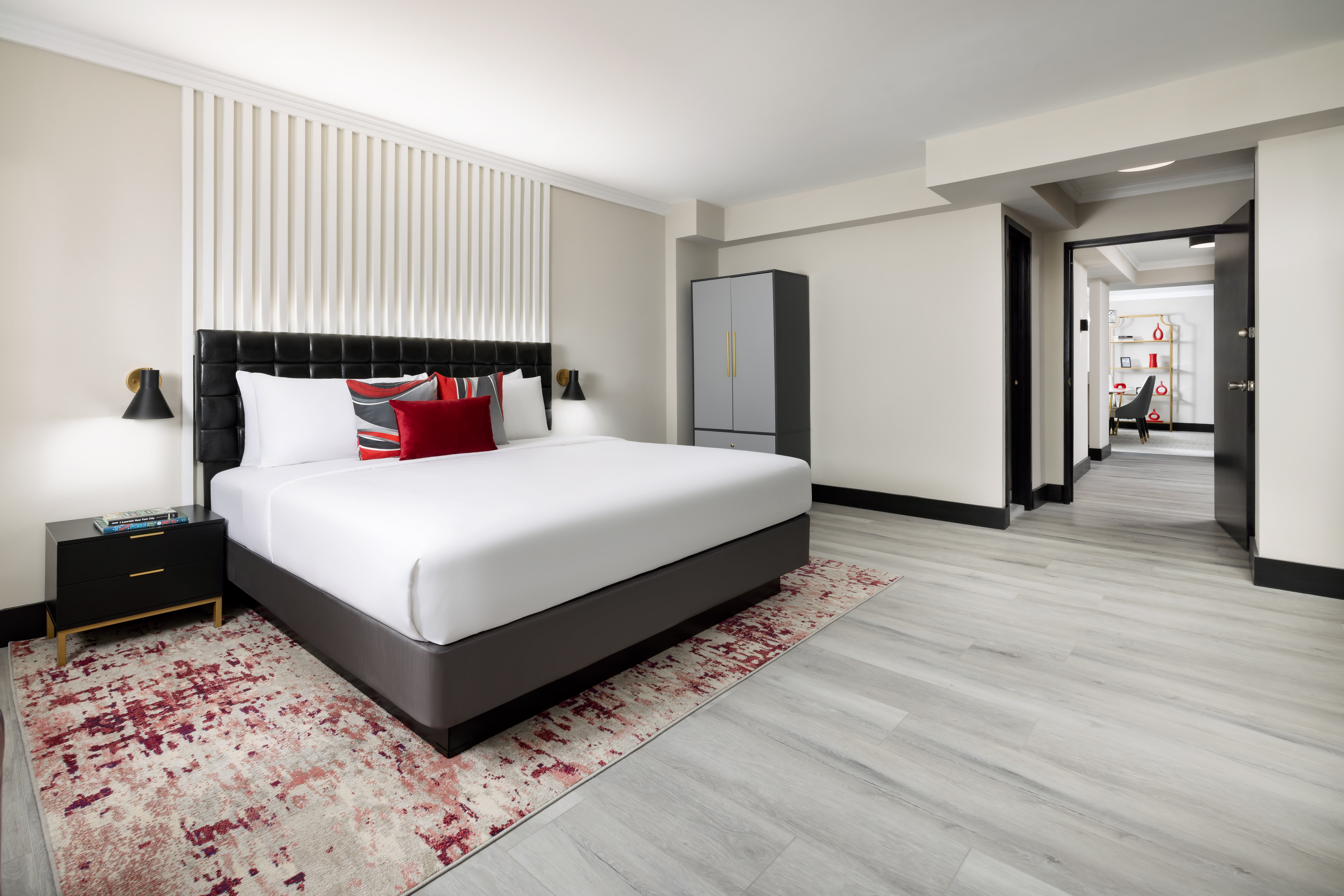 Crowne Plaza Manhattan Times Square by IHG 40/90