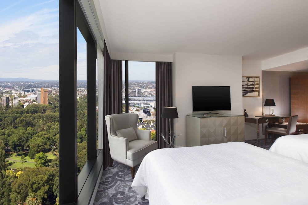 Sheraton Melbourne Hotel 12/37