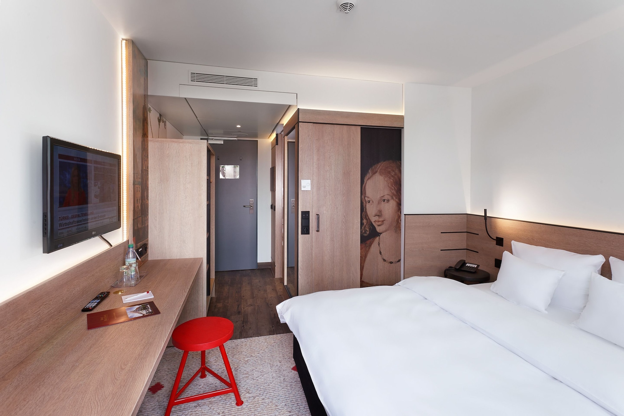 CLASSIC, SINGLE, DOUBLE BED