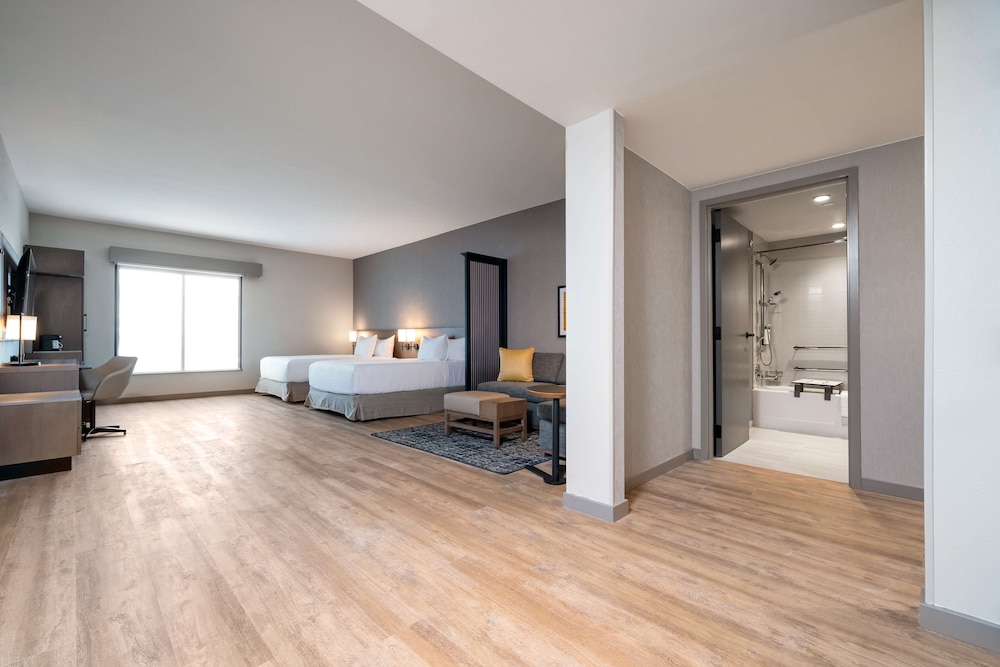 ROOM, 2 QUEEN BEDS, ACCESSIBLE