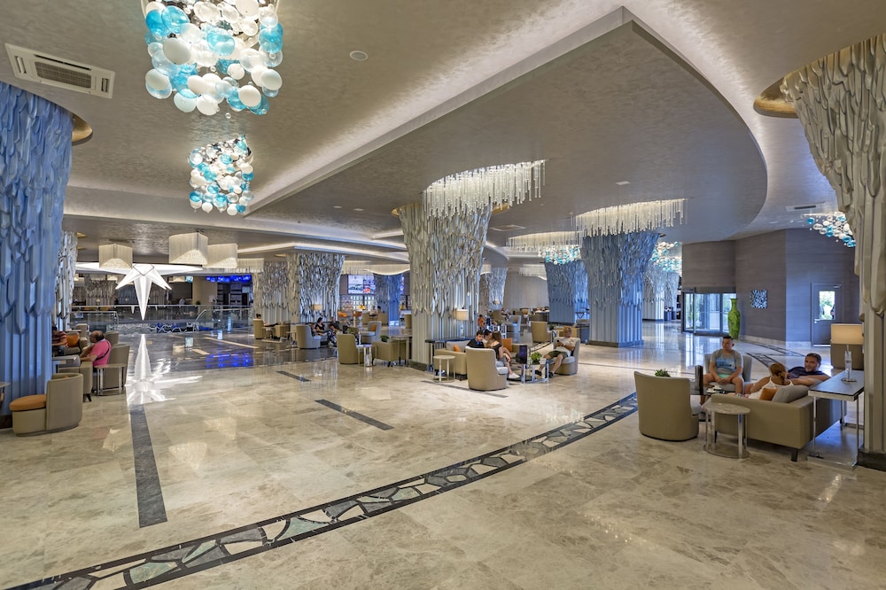 Royal Seginus Hotel 52/68