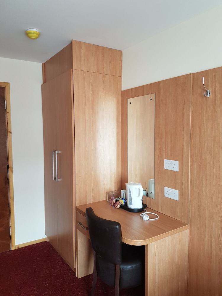 The Cliff Top Inn Hotel 15/15