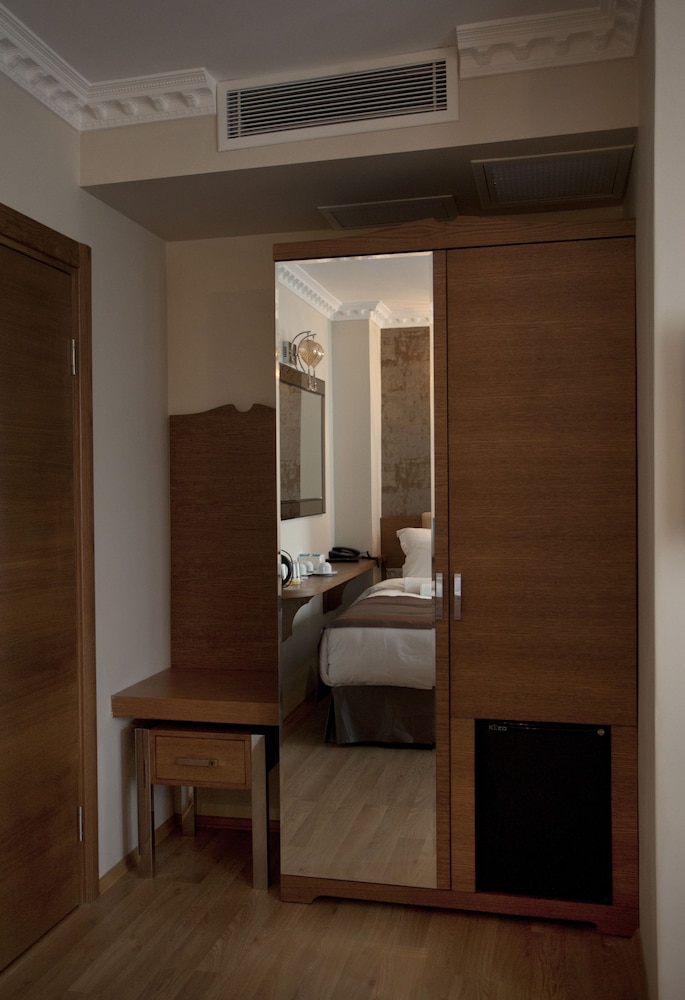 Pera Line Hotel 34/34