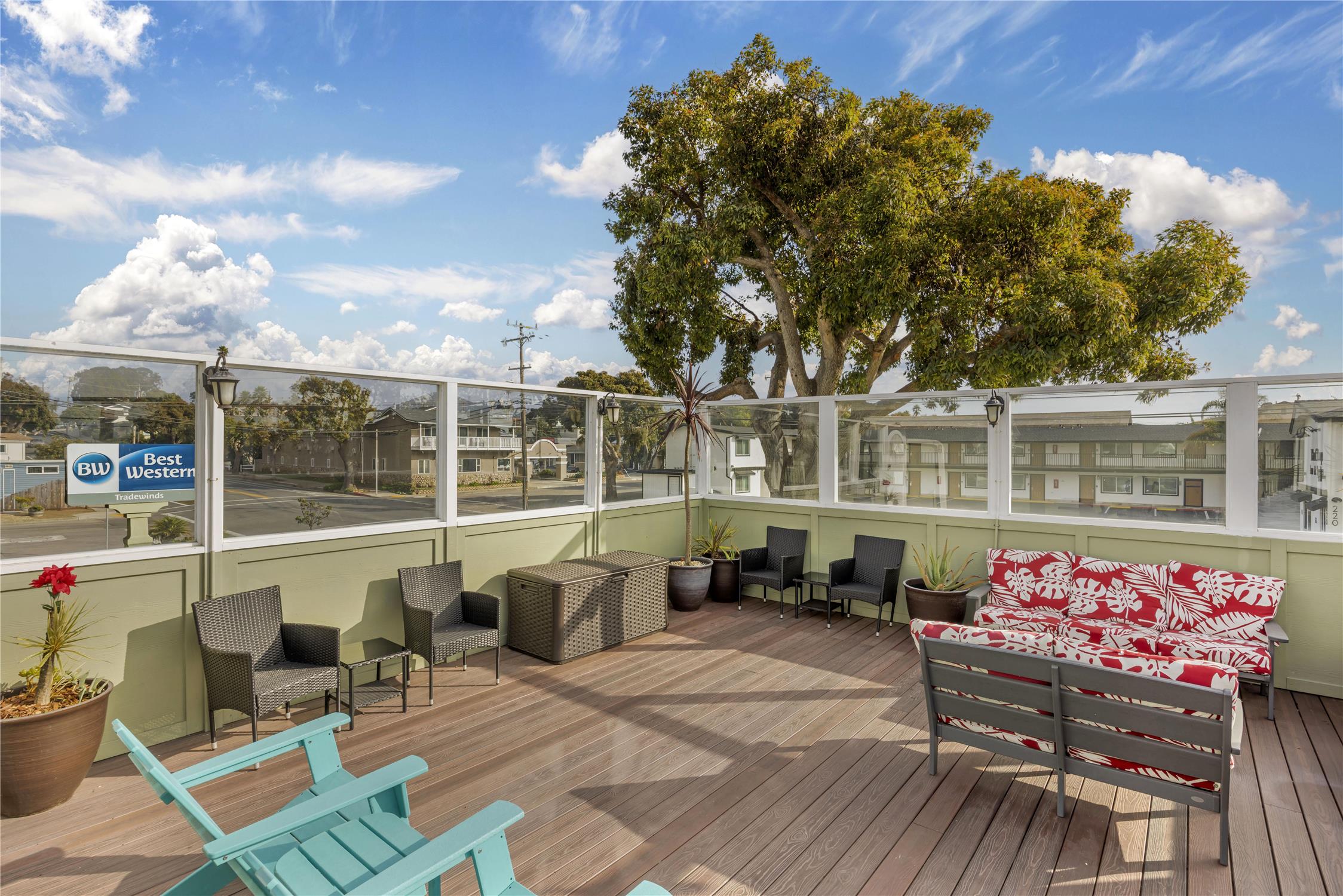 Best Western Tradewinds 40/48