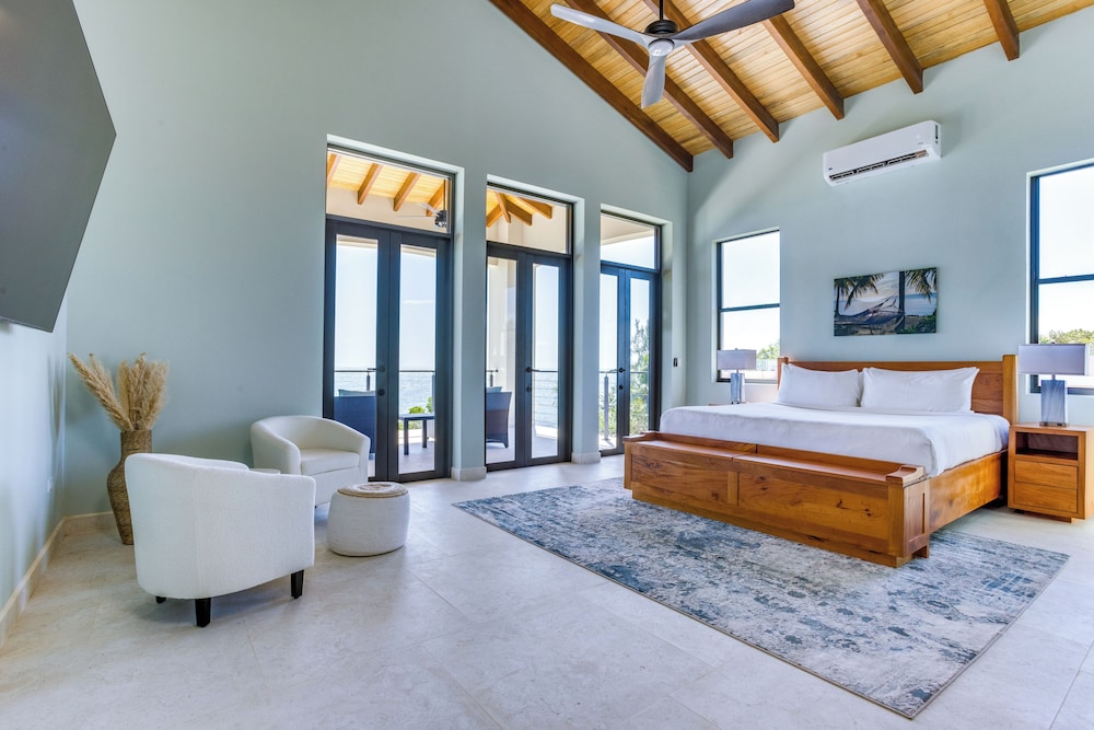 Beach House, 5 Bedrooms, 4 King Beds, with Pool، Naïa Resort And Spa 2/4