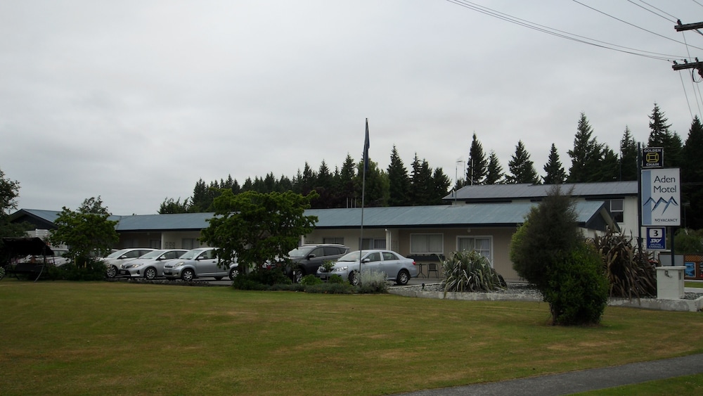 Aden Motel 66/74