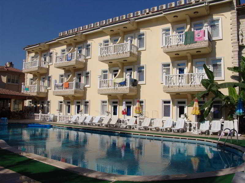 Cenk Bey Hotel 3/17