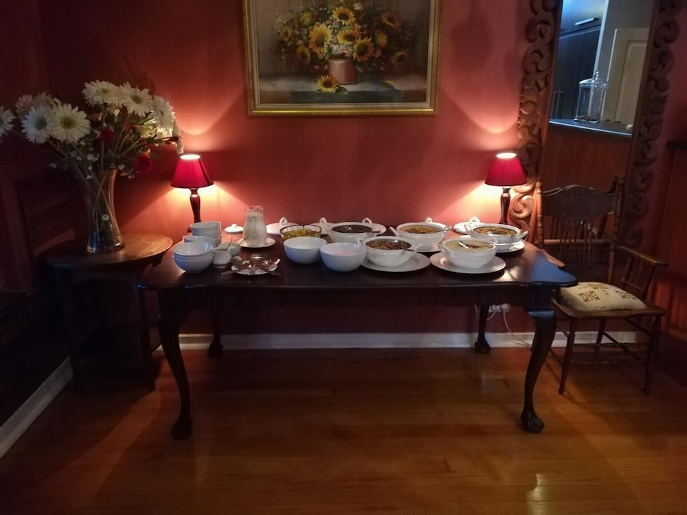 Tranquil House B&B @ 10 Berry St 16/44