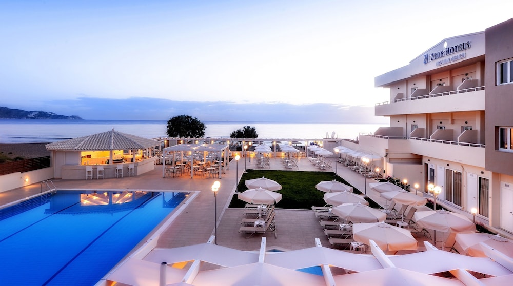 Zeus Hotels Neptuno Beach in MALEVIZI