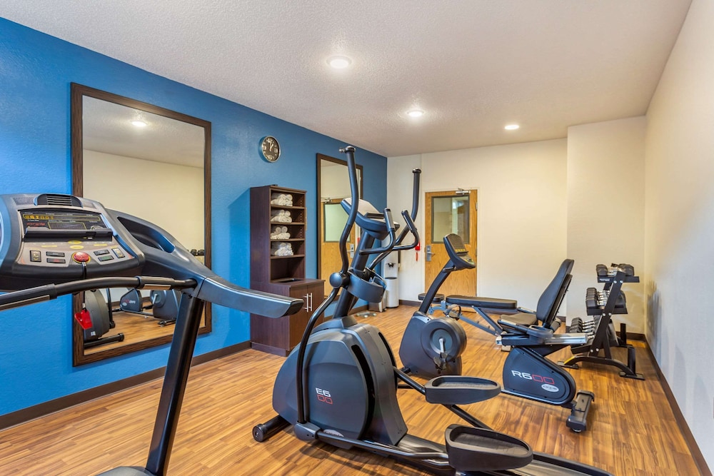 Comfort Inn DeKalb - University Area 14/26