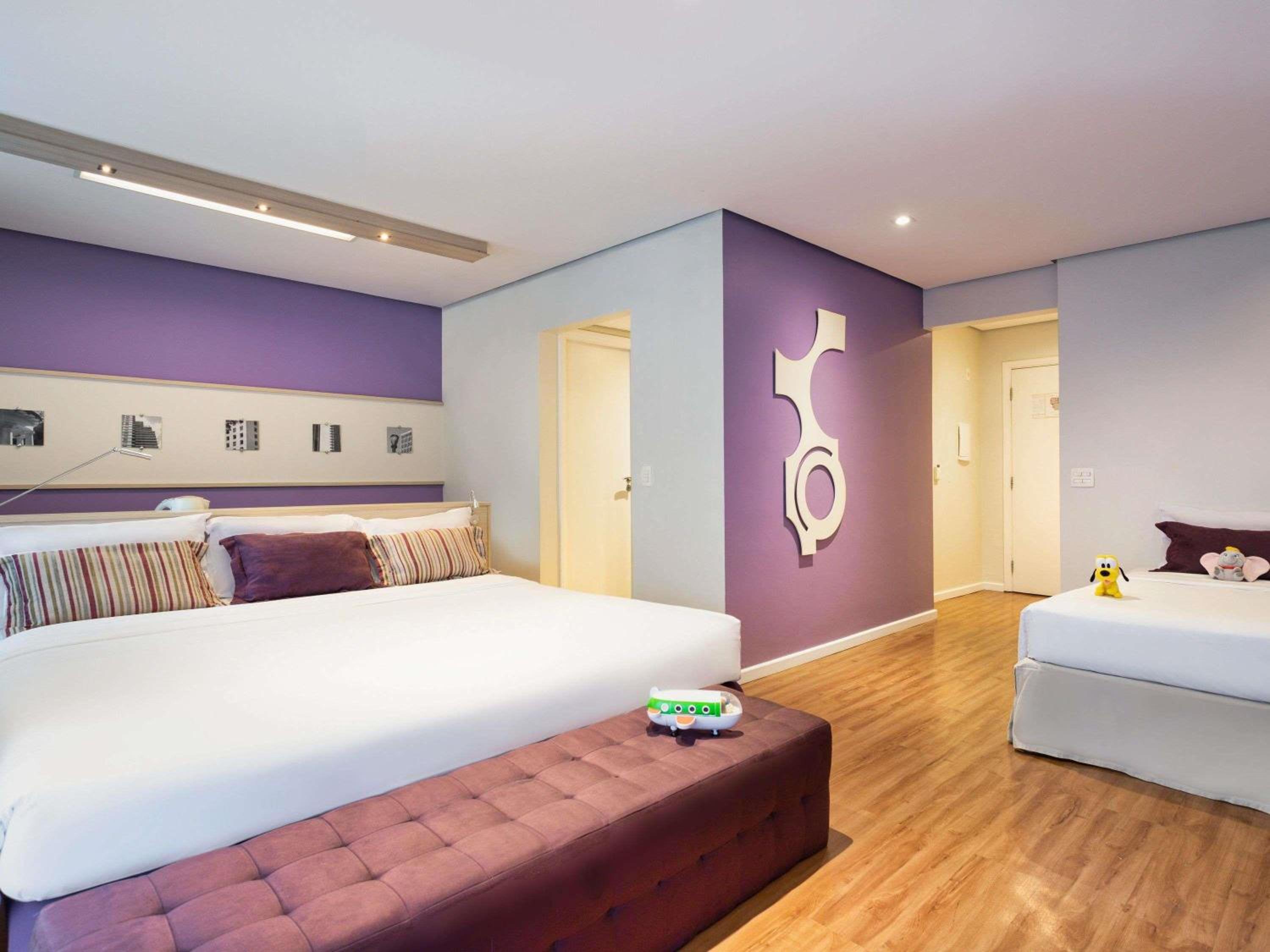 Superior, Single Bed, 1 King and 1 Single Beds