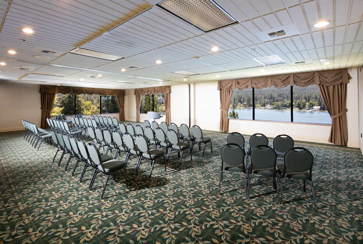 Red Lion Hotel Templin S On the River 19/29