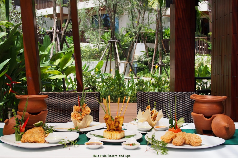 HULA HULA RESORT l truly tropical and fun wellness 73/90