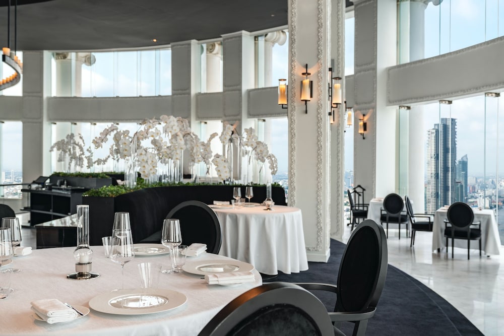 Tower Club at Lebua 36/49