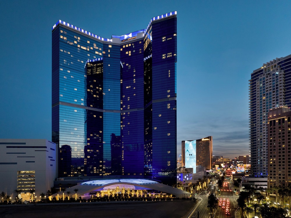 Fontainebleau Las Vegas, MICHELIN Key Award Hotel 46/51