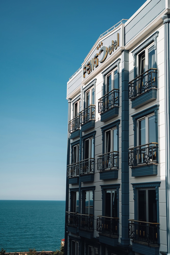 Fengo Hotel 3/69