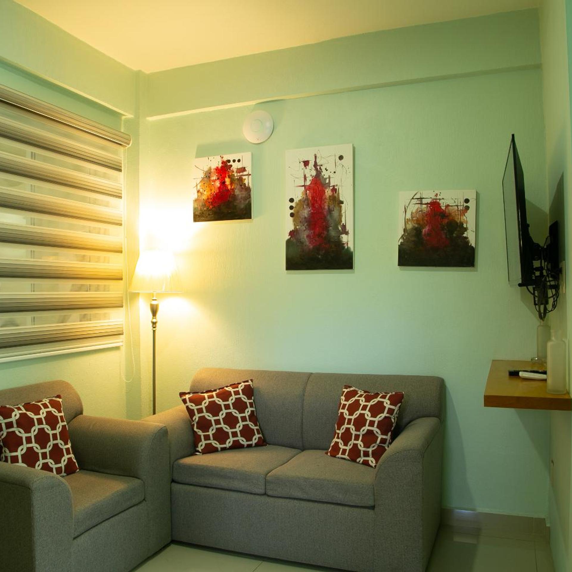 Relax Inn Suites 31/50