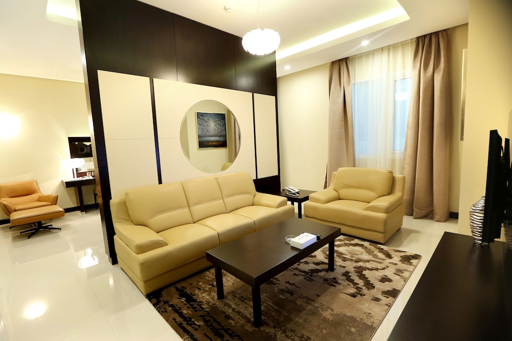 Premier Hotel 30/42