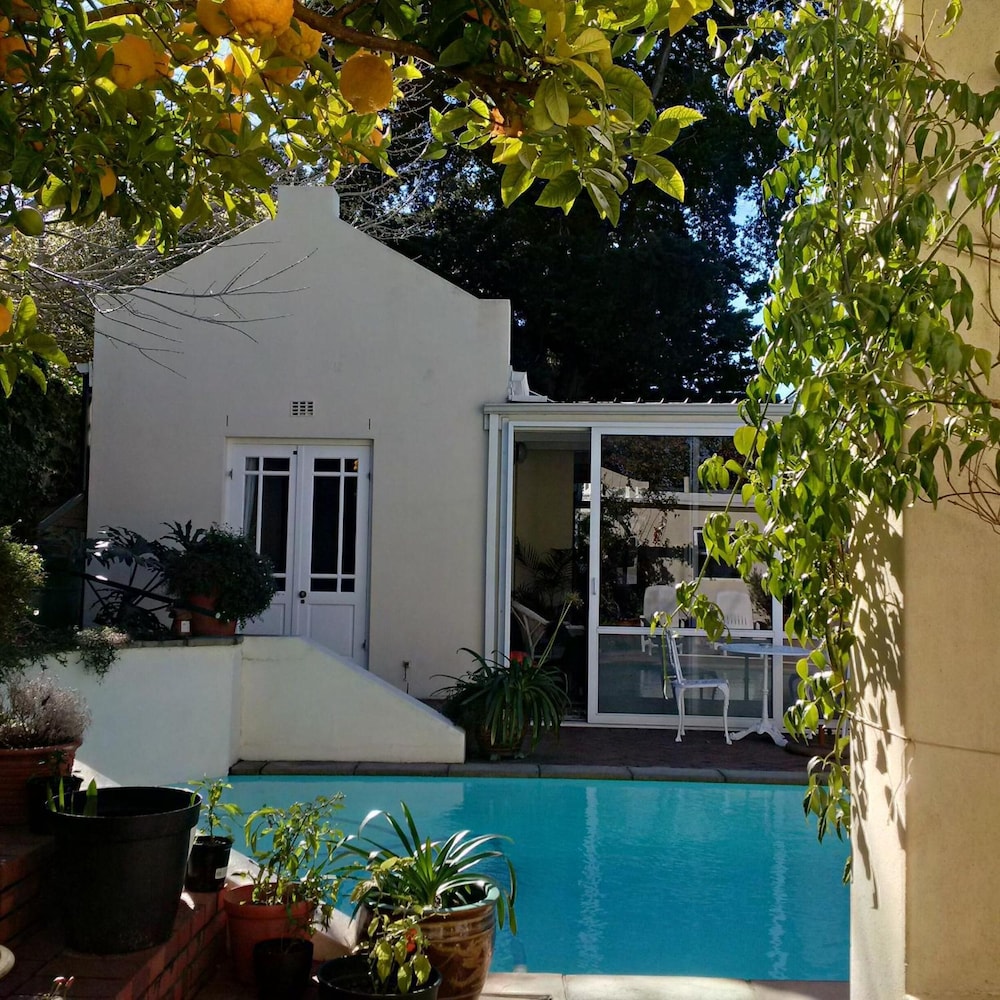 Newlands Guest House 5/39