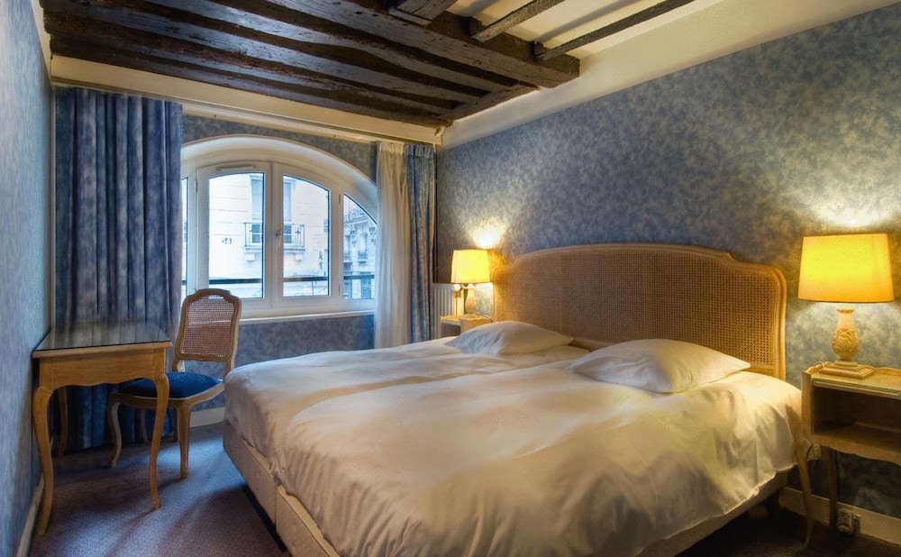 Hotel Baudelaire Opera 27/72
