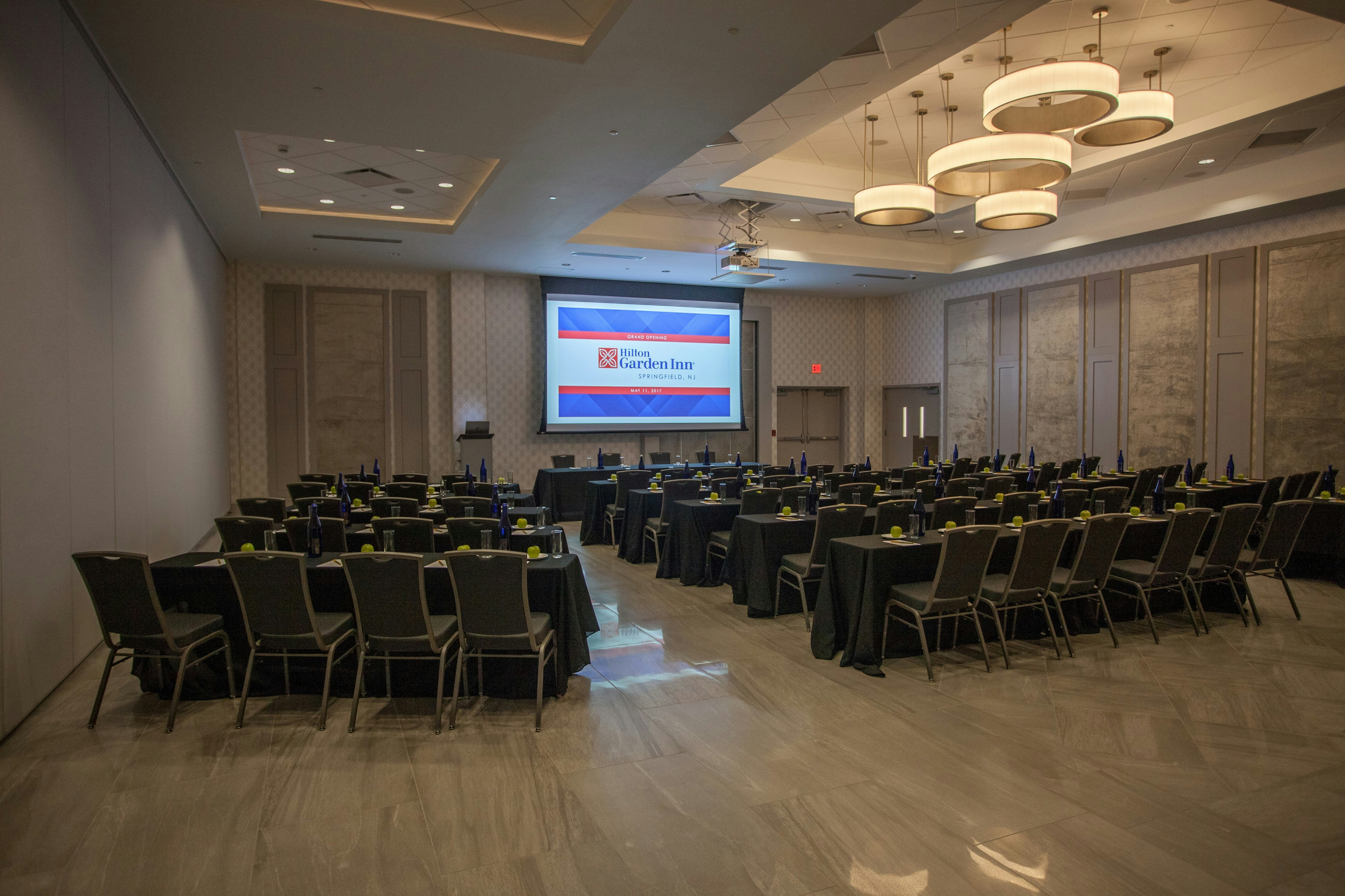 Hilton Garden Inn Springfield 56/76
