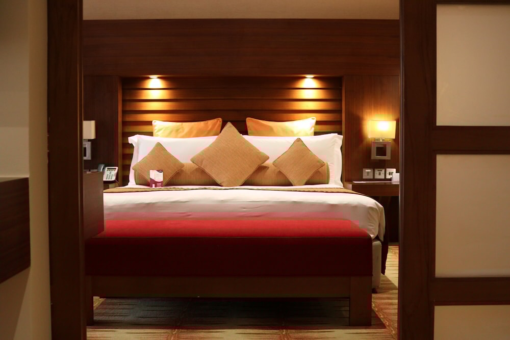 Crowne Plaza Sohar 30/81