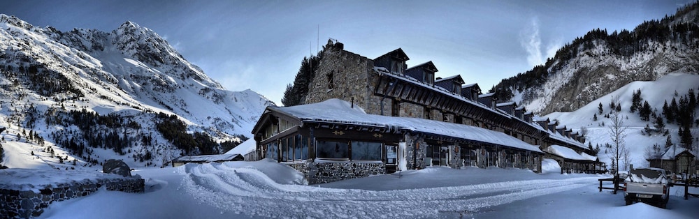 Hotel Hospital de Benasque 44/47