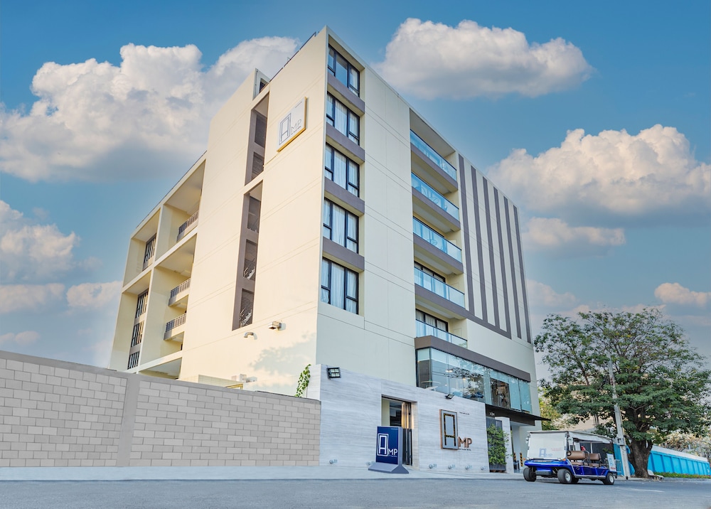 Amp Am House Hotel 38/46