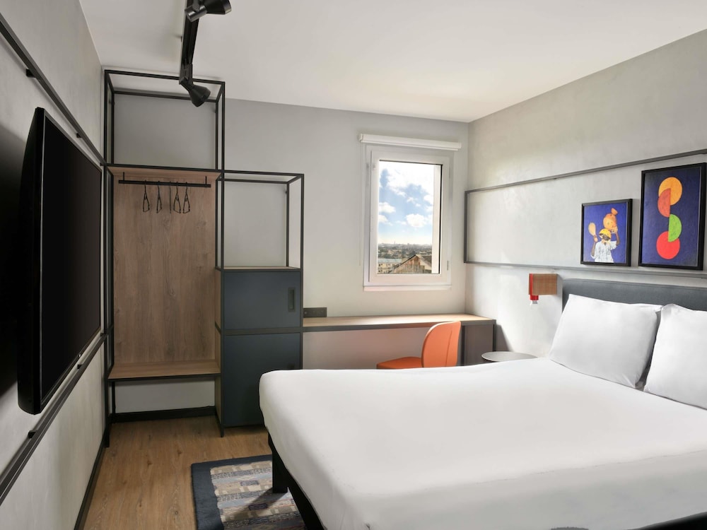 Ibis Styles Abidjan Plateau 16/49