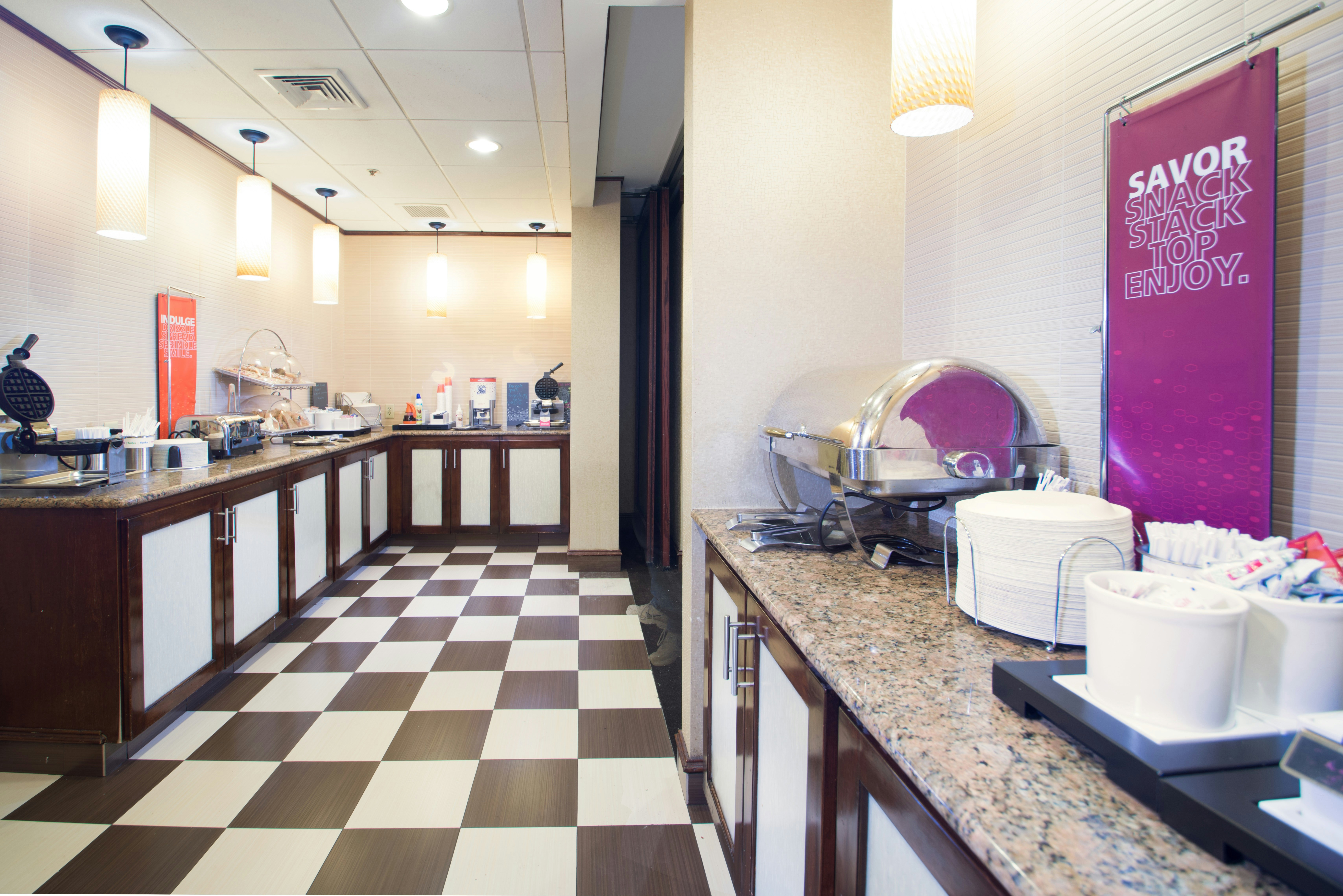 Hampton Inn Linden 33/75