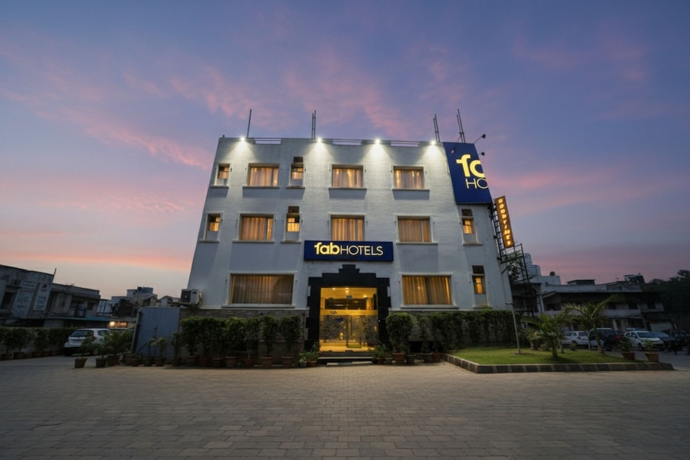 Fabhotel Marble Arch Karol Bagh 2/36