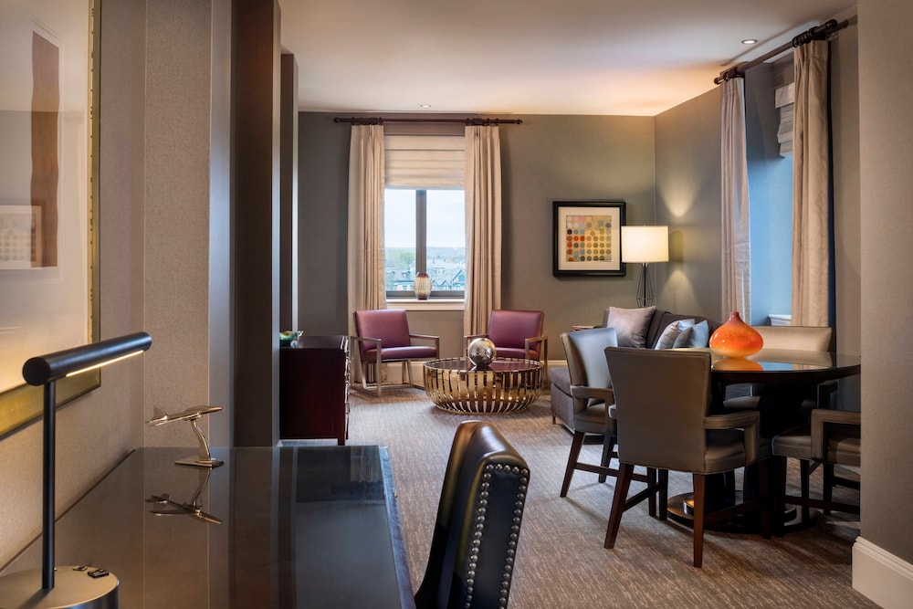Renaissance Providence Hotel 44/53