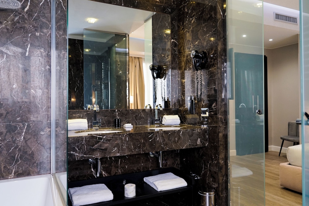 Style Hotel 46/48
