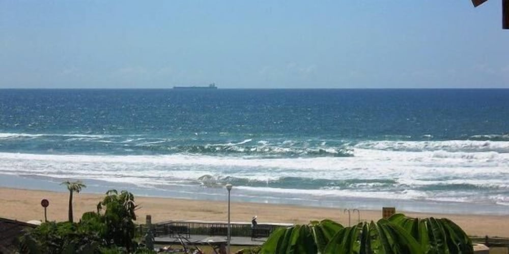 Beachfront Cabanas 18/34