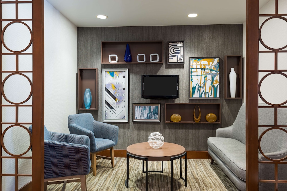 Hyatt Place Houston North 35/60