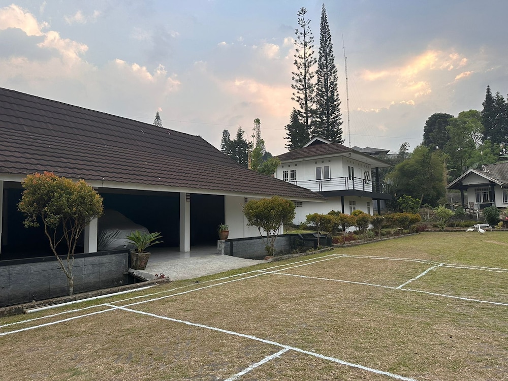 Hotel O Puncak Bogor Near Taman Safari Formerly Alam Hegar 48/50