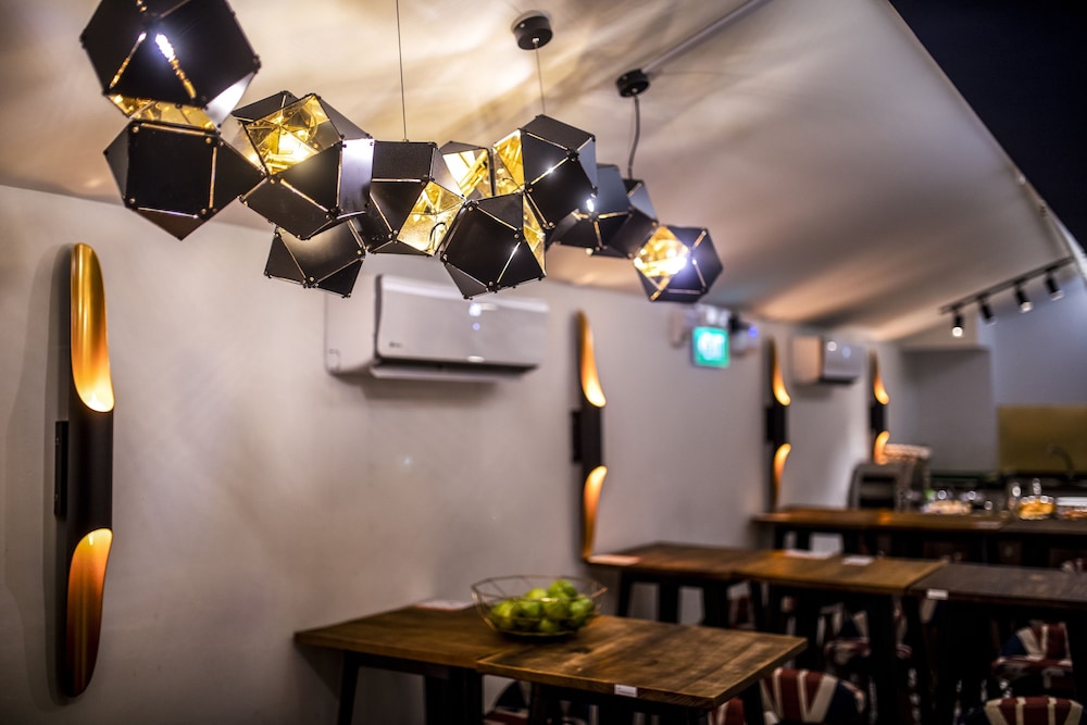 Cube Boutique Capsule Hotel Kampong Glam 23/26