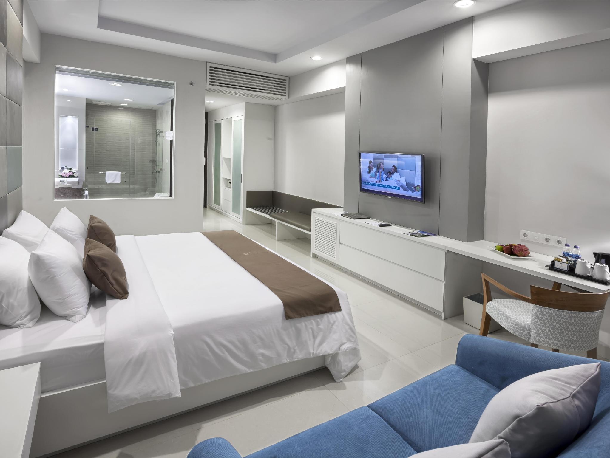 Lagoon, King Bed