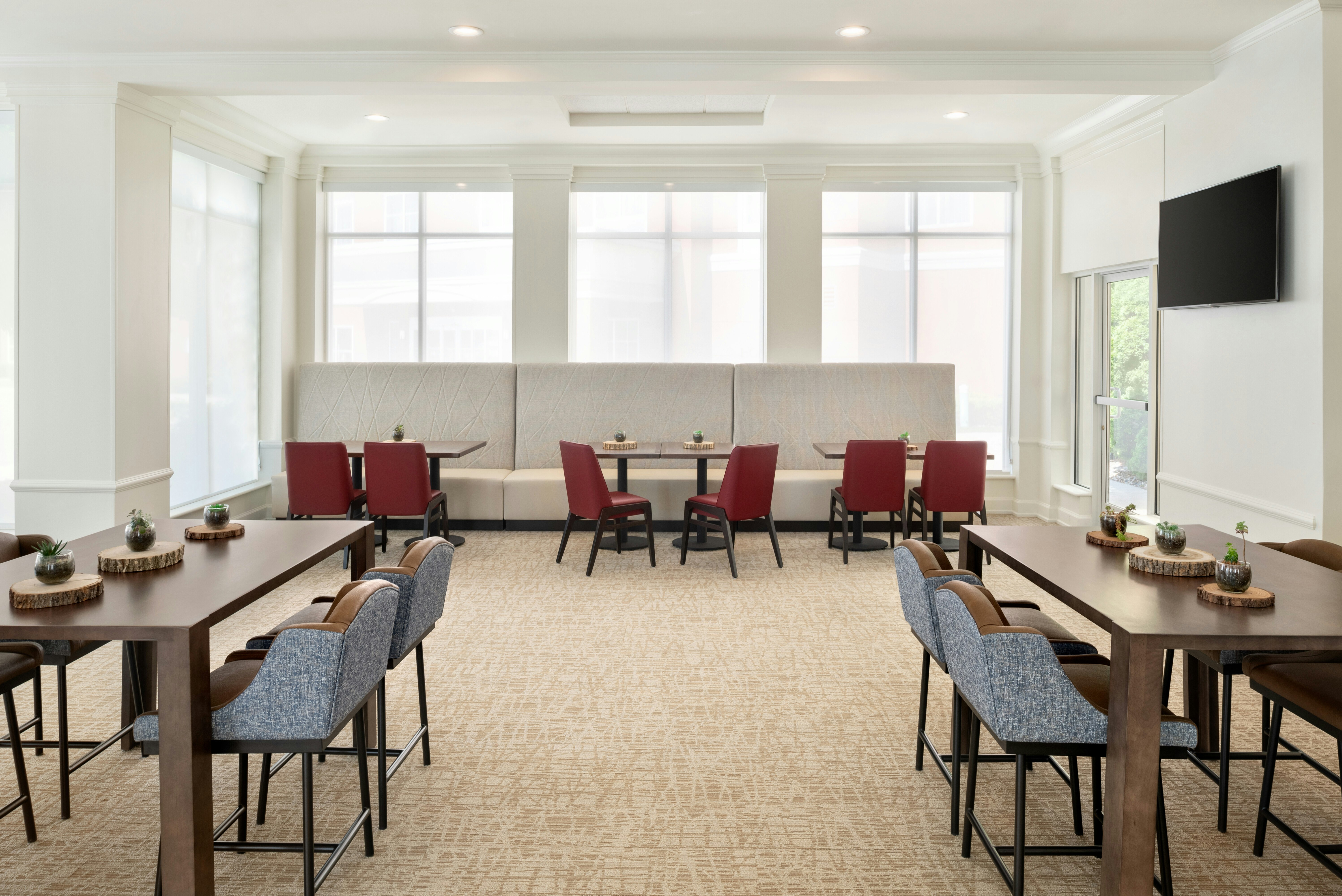 Hilton Garden Inn Fort Wayne 12/14