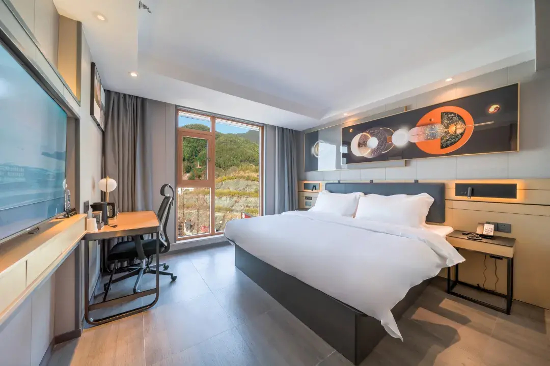 Microtel by Wyndham Huangshan Tangkou 22/43