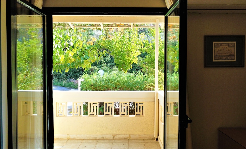 Villiana Holiday Apartments 4/50