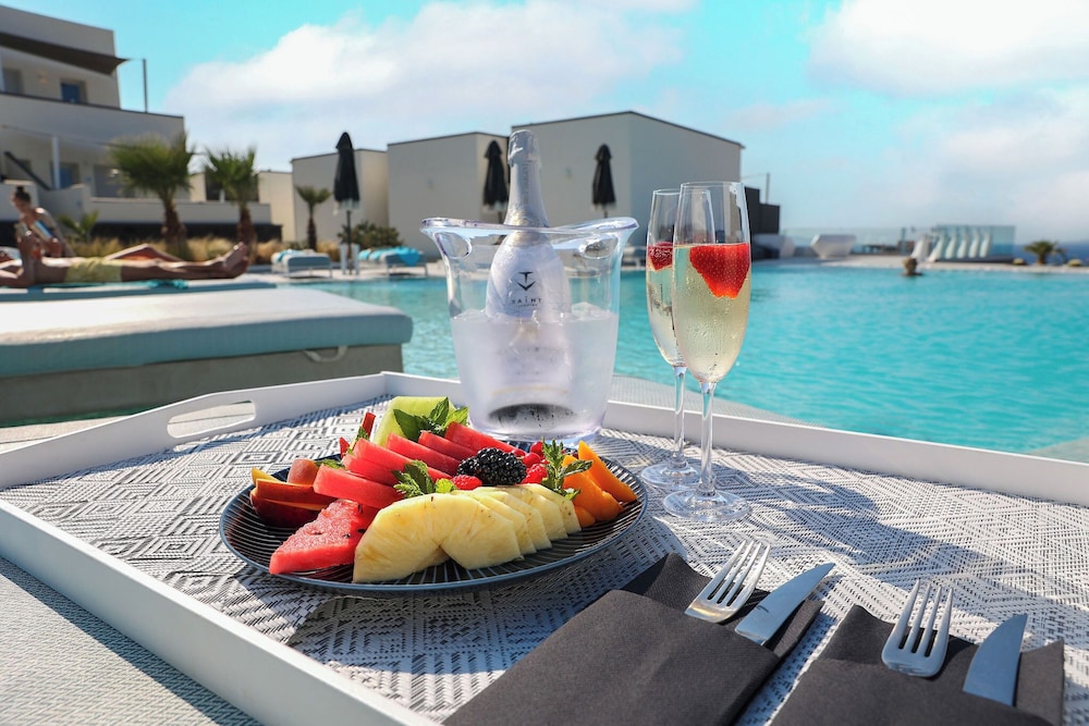 Myst Boutique Hotel Santorini 66/77