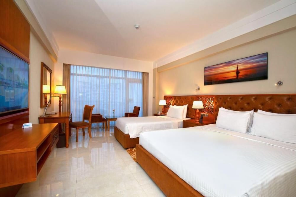 Marino Beach Colombo 15/50